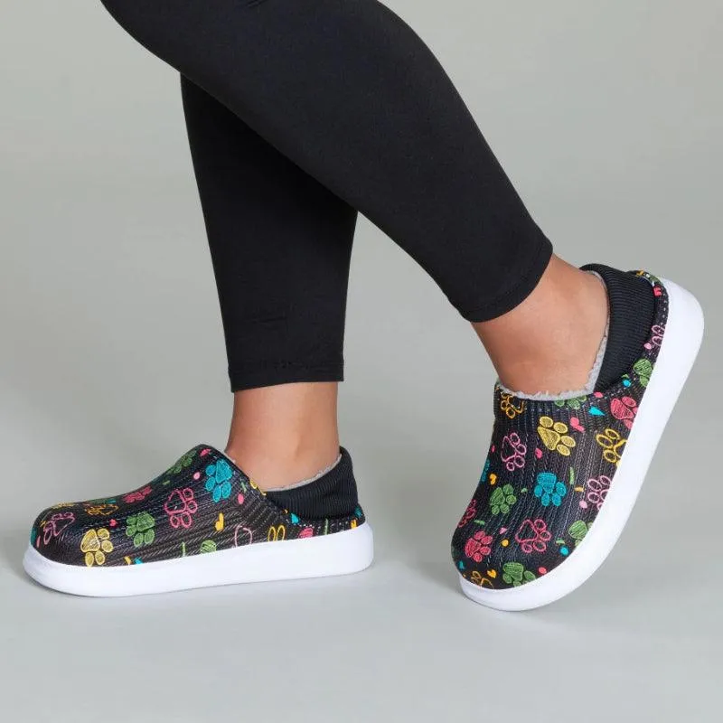 Floral Pattern Slip-On Clogs – Playful Style with Paw Print