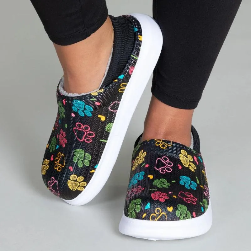 Floral Pattern Slip-On Clogs – Playful Style with Paw Print
