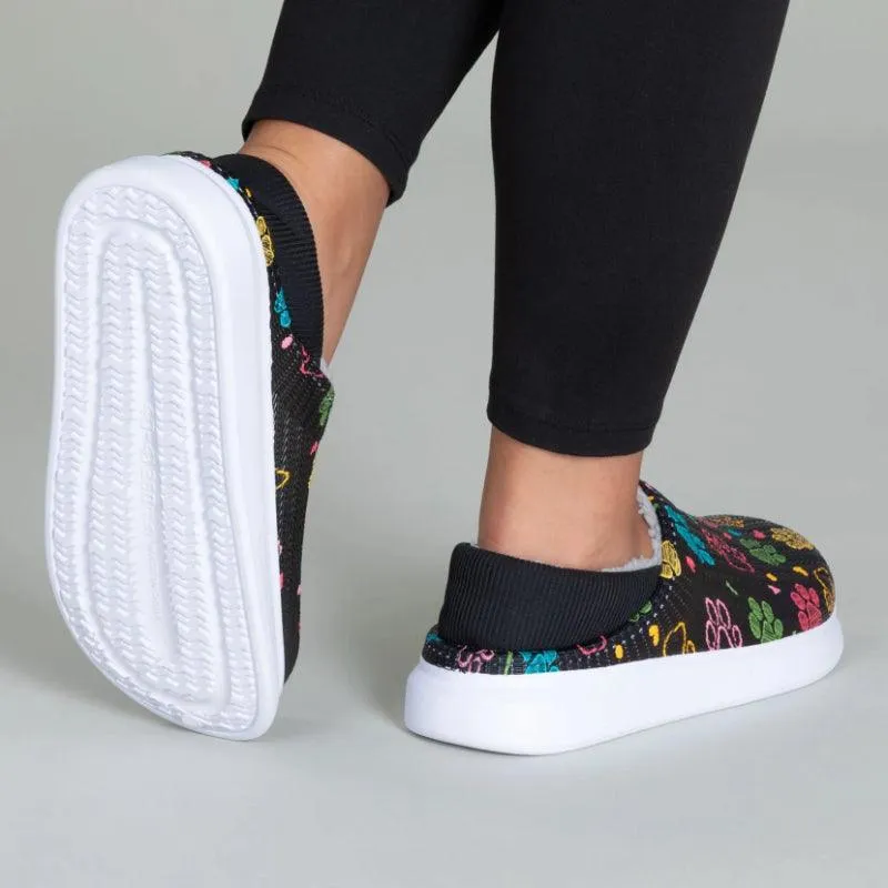 Floral Pattern Slip-On Clogs – Playful Style with Paw Print